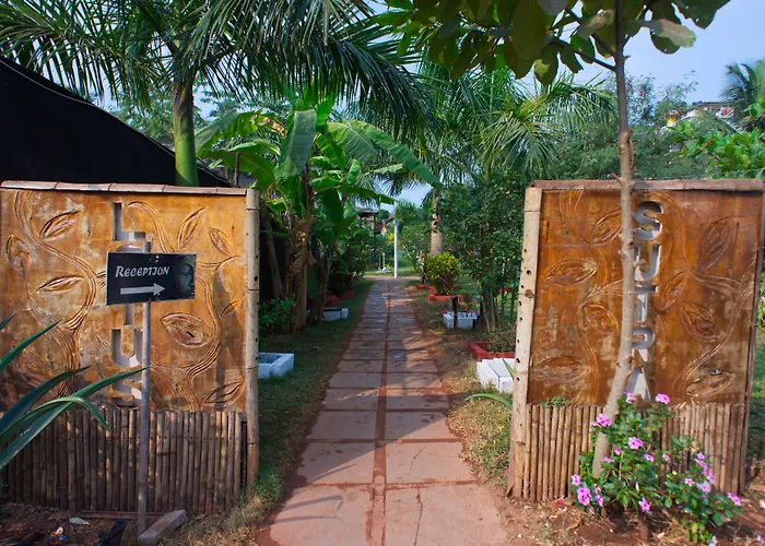 Lotus Sutra Beachfront Resort Arambol