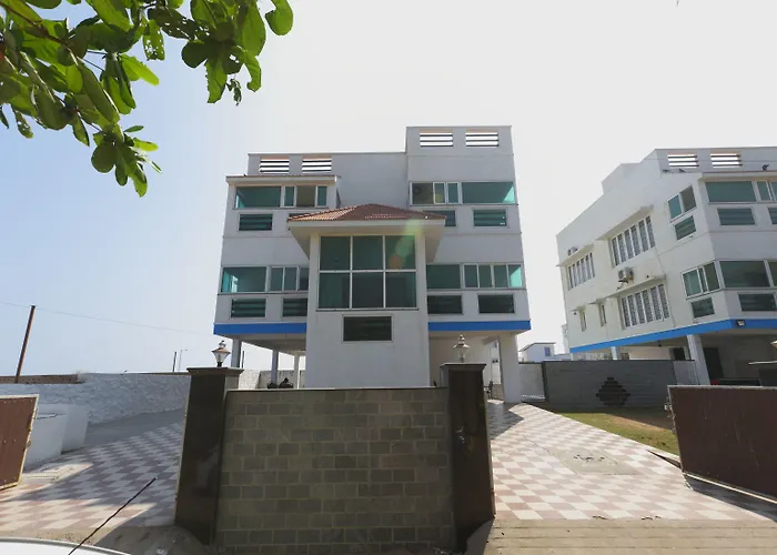 Oyo 12492 Blue Ocean Hotels And Resorts Siruseri