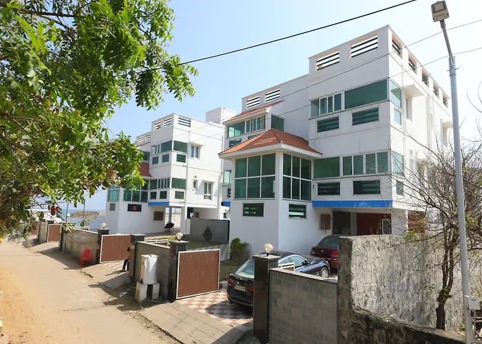 Oyo 12492 Blue Ocean Hotels And Resorts Siruseri