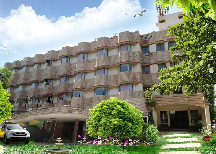 Iroomz Hotel Pawan Bellary