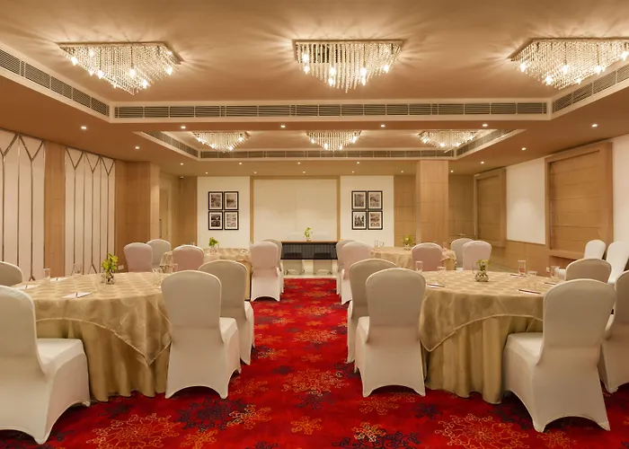 Red Fox By Lemon Tree Hotels, Dehradun