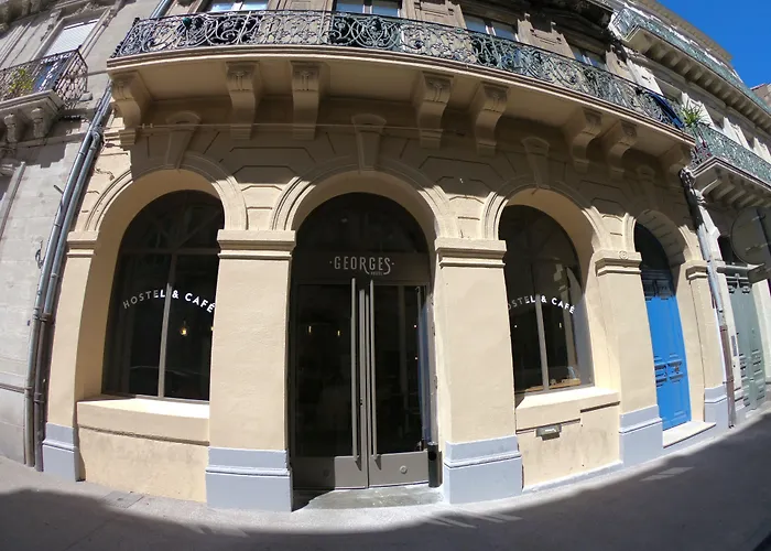 Georges Hostel&Café Sète