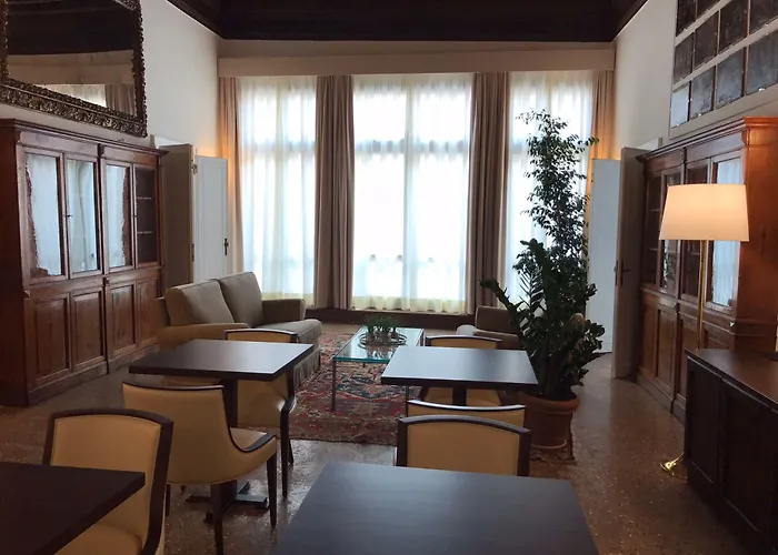 Suites Alla Maddalena Venice