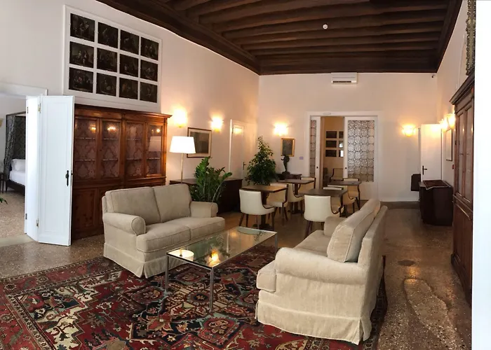 Suites Alla Maddalena Venice