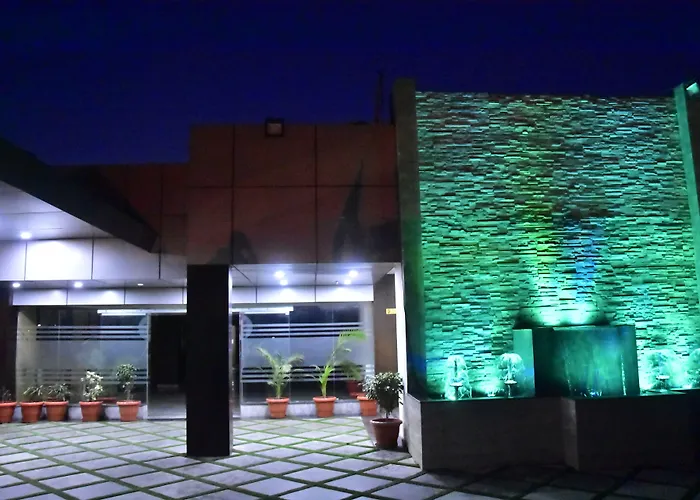 Ishanika Lucknow