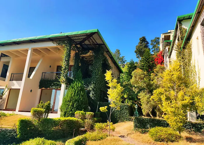 Suryavilas Luxury Resort & Spa Dagshai
