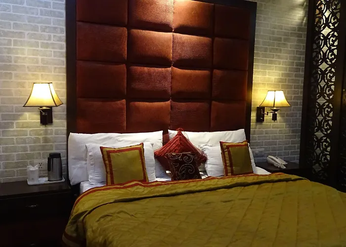 Diplomat Residency Hotel Bareilly