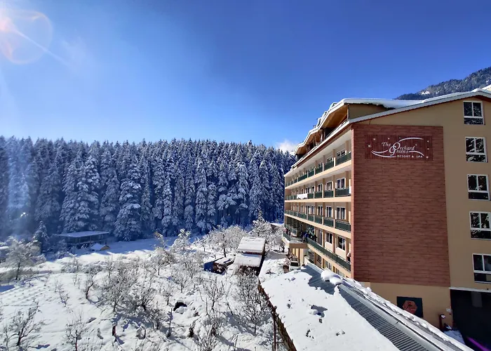 The Orchard Greens Resort - A Centrally Heated Property Manali 