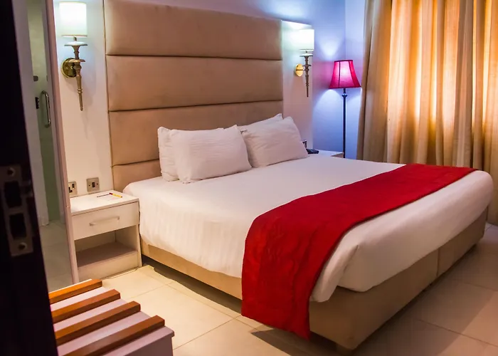 Glee Hotel Lagos