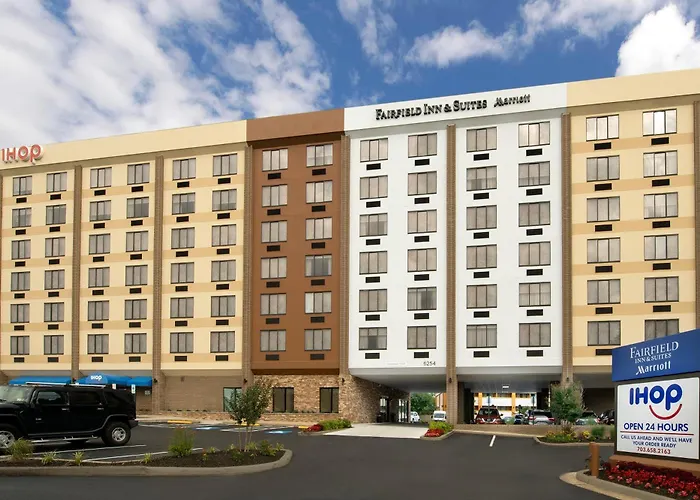 Fairfield Inn & Suites By Marriott Alexandria West/Mark Center