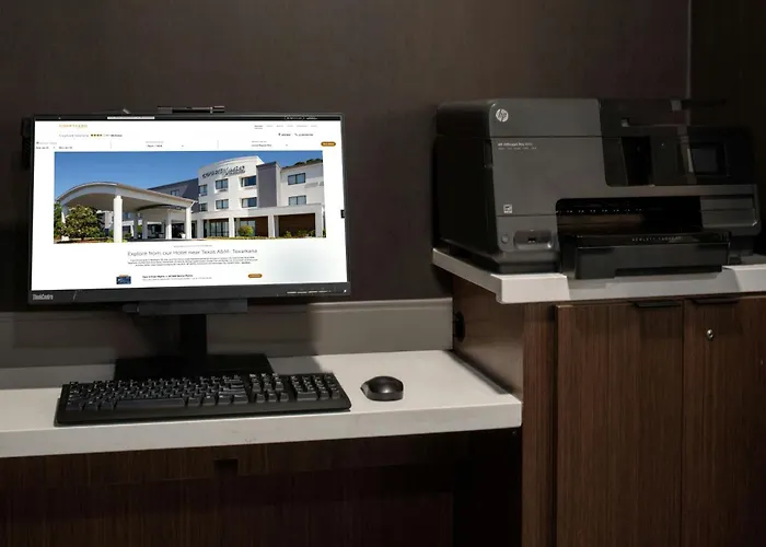 Courtyard By Marriott Texarkana