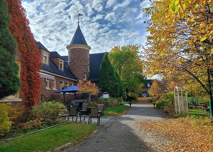 Chateau Murdock Gite et Esthétique 1950 Chicoutimi