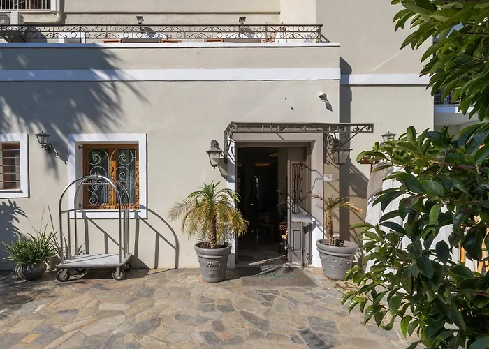 La Signora Hotel Lourdata 