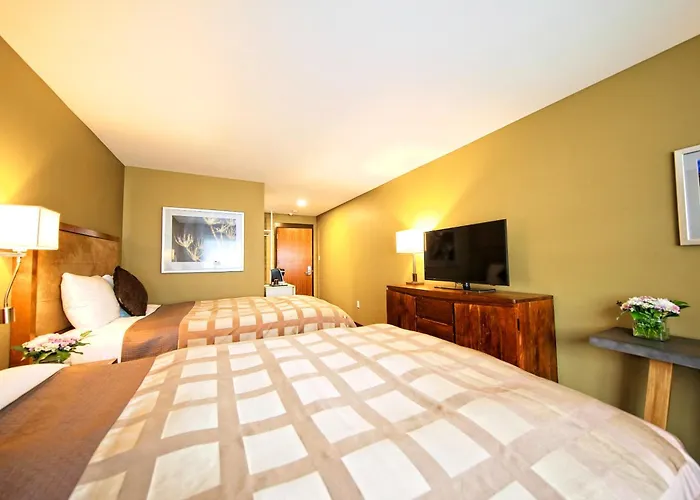 Inn On The Harbour Prince Rupert