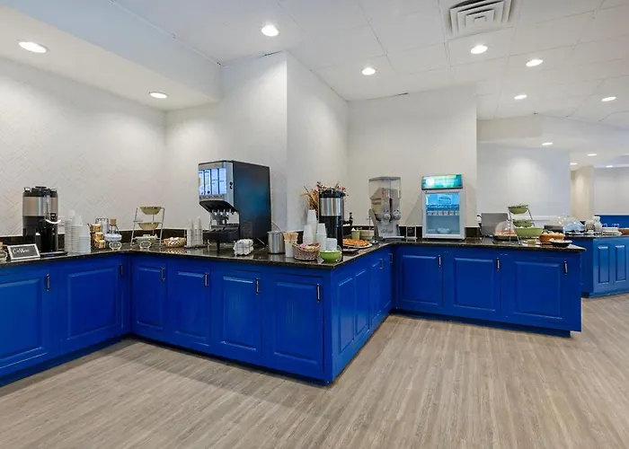 The Lux Hotel & Conference Center, An Ascend Collection Hotel Waterloo