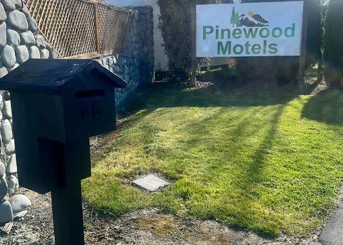 Pinewood Motels Fairlie