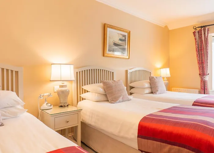 The Moorings Hotel & Seafood Restaurant Portmagee