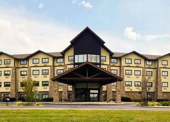 Comfort Inn & Suites Near Lake Guntersville Scottsboro