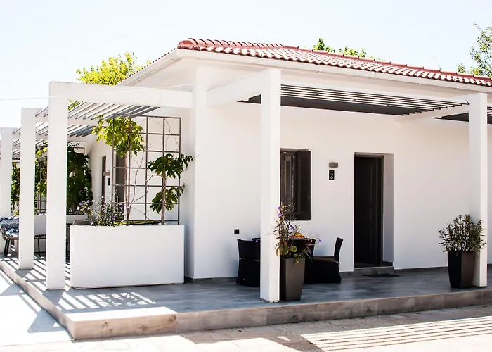 Sunny Garden Hotel Tsilivi 