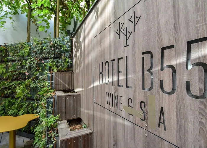 Hotel B55 Paris