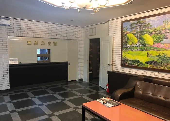 Twins Hotel Jeju