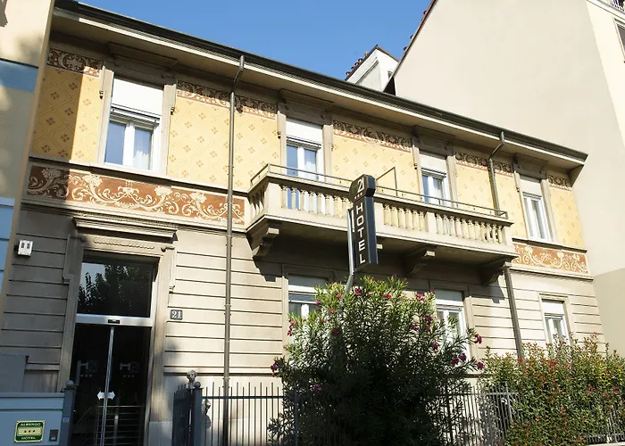 Hotel H21 Milan