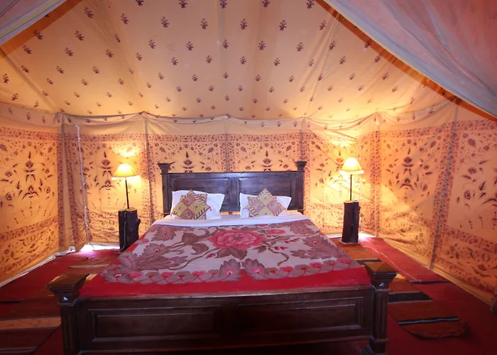 Sheesh Mahal Desert Camp Sam