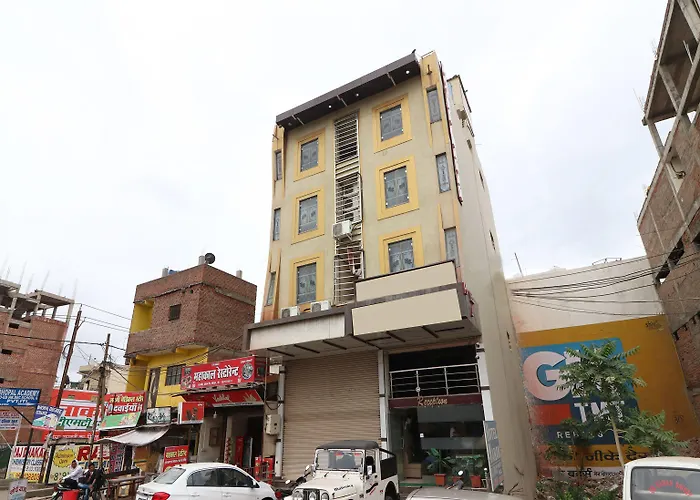 Oyo 8219 Hotel Manan Bhopal
