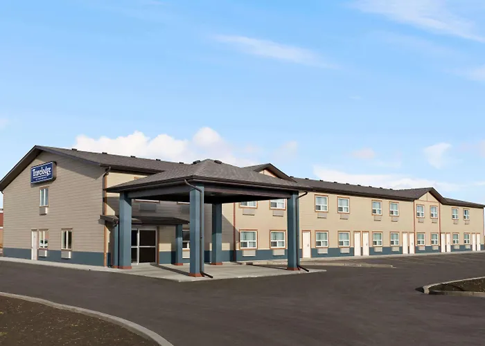 Travelodge By Wyndham Pincher Creek