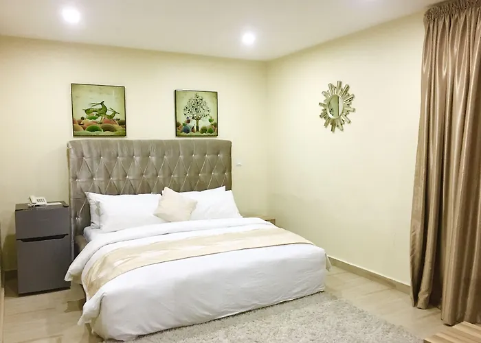 Alexia'S Place Hotel Lagos