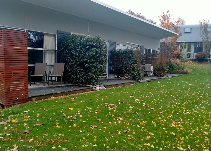 The Claremont Motel Martinborough