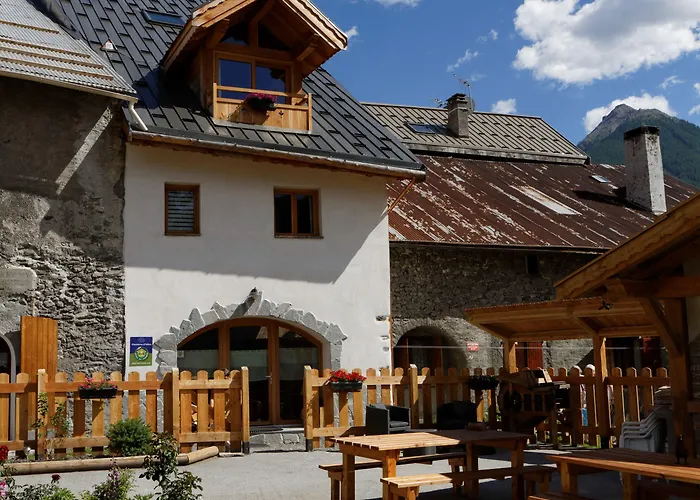 Le Bacchu Ber Bed & Breakfast Briancon 