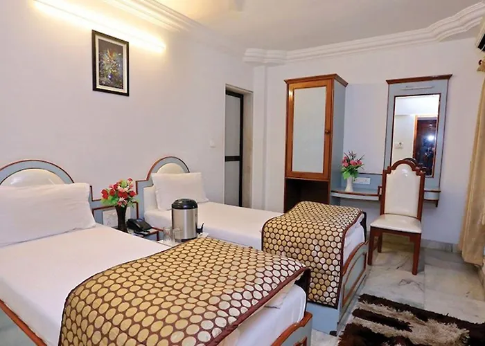 Hotel Midtown Surat