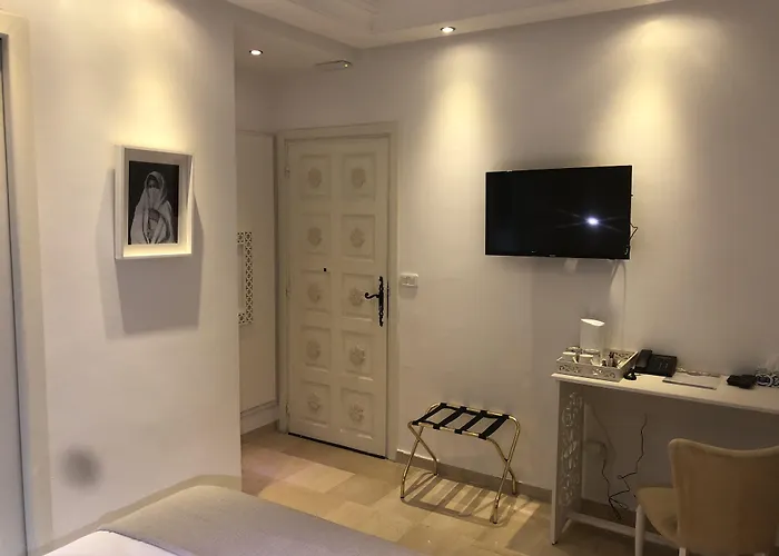 Hotel Dar Corniche La Marsa (Adults Only)