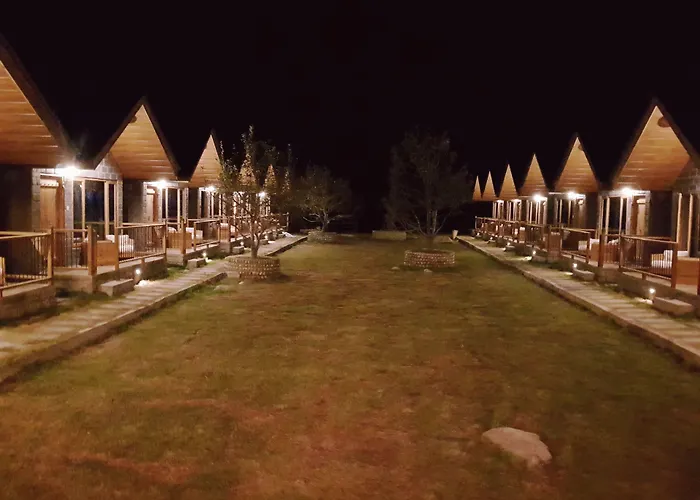 Winterfell The Stay, Unique River Front Resort Manali 