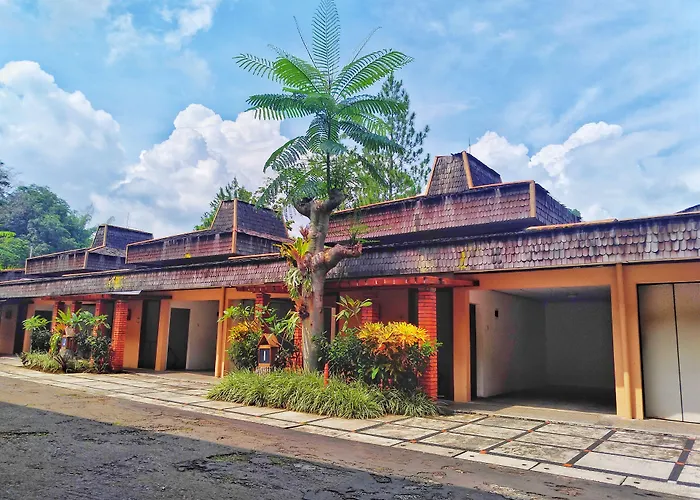 The Cipaku Garden Hotel Bandung