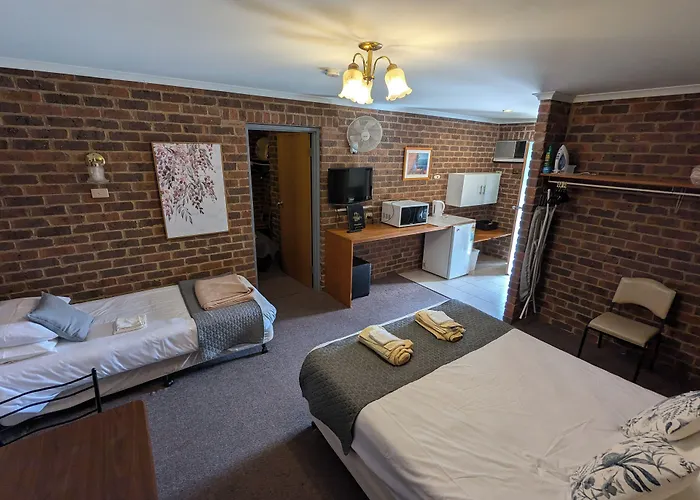 Barham Colonial Motel
