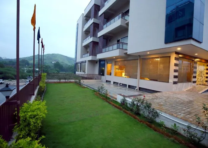 Tulip Le Grand Hotel Udaipur