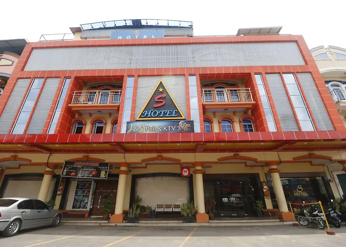 Reddoorz Plus Near Dc Mall Batam