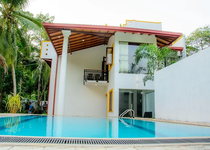 Villa White Hikkaduwa