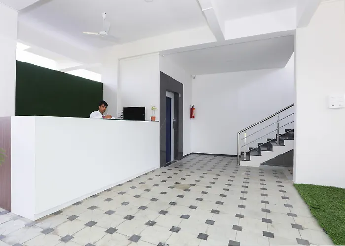 Treebo Sapphire Studio Nashik