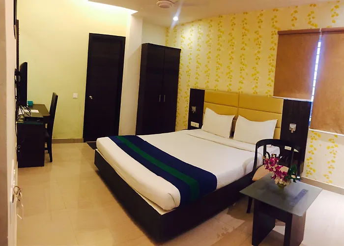 Crest Inn Kolkata