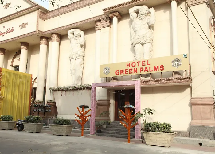 Green Palms Hotel Delhi 