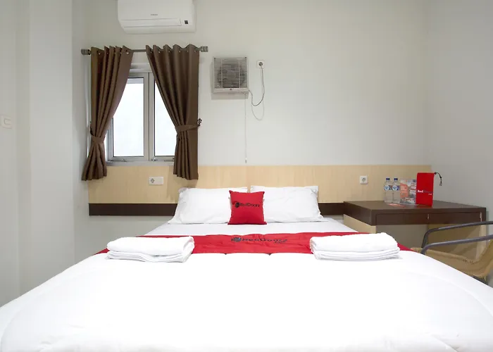 RedDoorz @ Pelajar Pejuang 3 Hotel Bandung