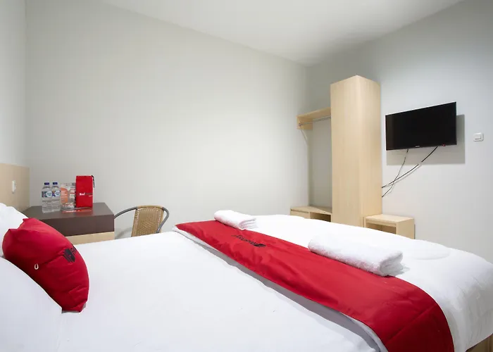 RedDoorz @ Pelajar Pejuang 3 Hotel Bandung
