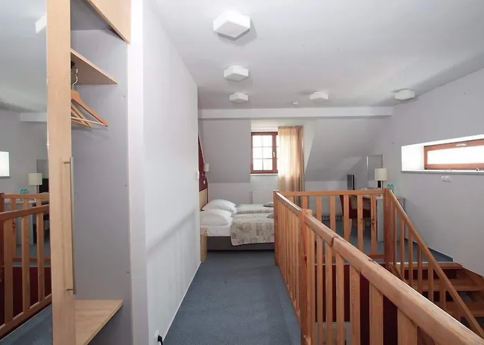 Hotel Chvalska Tvrz Prag