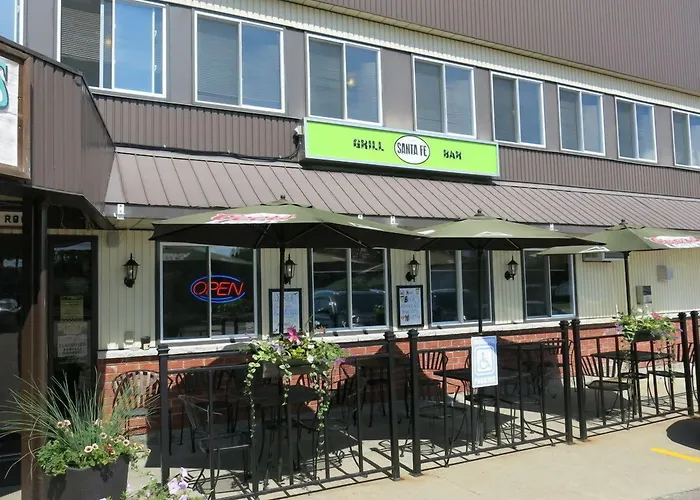 Shemron Suites Hotel Deep River
