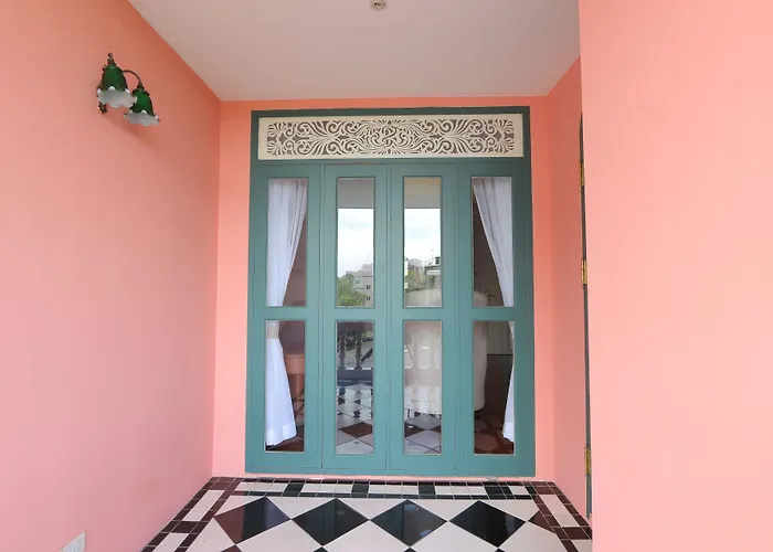 Hiranyakul House Riverside Bangkok