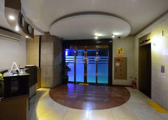 Central Tourist Hotel Anyang