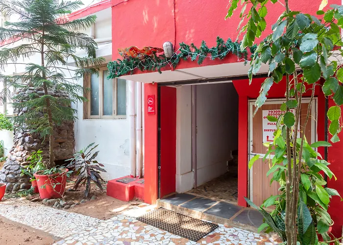 Oceanic Pearl Beach Guest House Calangute
